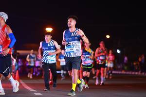 BIB: 98877, 5497
                            <button type="button" onclick="openModal(22965011)" class="btn btn-primary btn-sm float-right btn-popup" data-toggle="modal" data-target=".modal-high-quality">
                        <i class="fas fa-shopping-cart"></i> Add to Cart
                    </button>
                                            <button type="button" onclick="isThisMe(22965011, true)" class="btn btn-success btn-sm float-right btn-popup btn-isme hidden" data-toggle="tooltip" data-placement="bottom" title="นี่คือรูปของคุณใช่ไหม คลิกที่นี่เพื่อเอาเข้าอัลบั้ม">
                        <i class="fas fa-plus"></i> Add to album
                    </button>
                    <button type="button" onclick="isThisMe(22965011, false)" class="btn btn-warning btn-sm float-right btn-popup btn-isnotme hidden">
                        <i class="fas fa-ban"></i> Remove from album
                    </button>